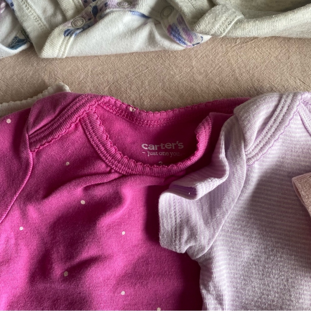 Carter’s Baby Girl Onsie Spring, Summer Bundle. Lot of 16 pieces! Size 3 month - Picture 8 of 11